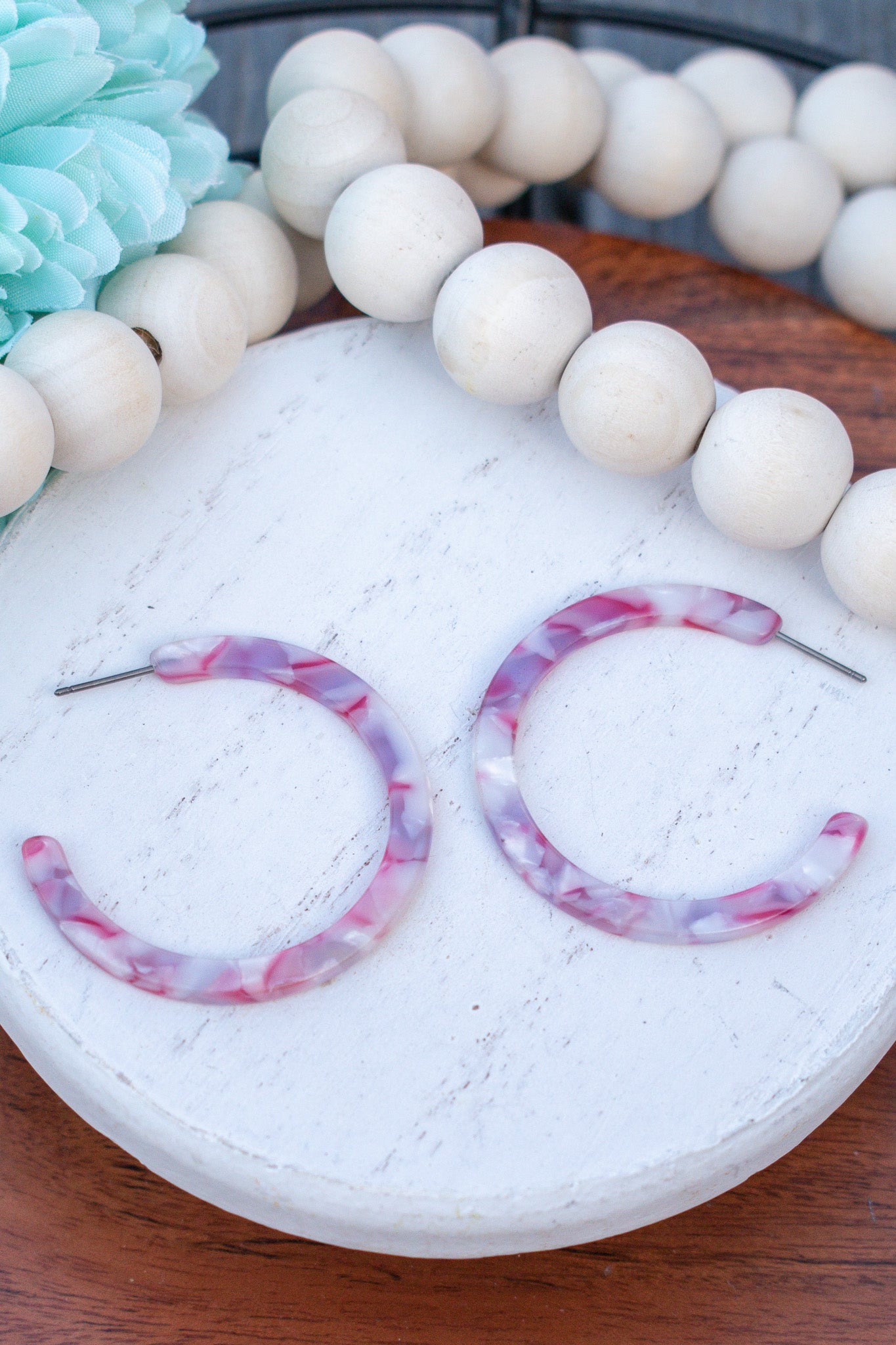 Ahead Of The Curve Round C Hoop Earrings in Pink